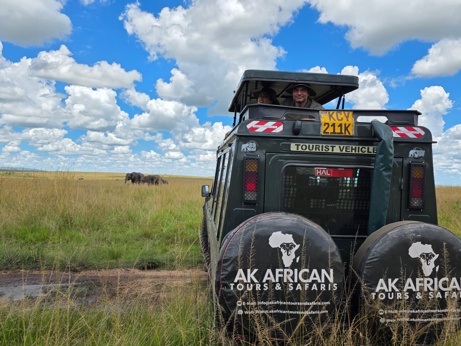 5-Day Luxury Kenya Safari: Aberdare, Nakuru and Mara