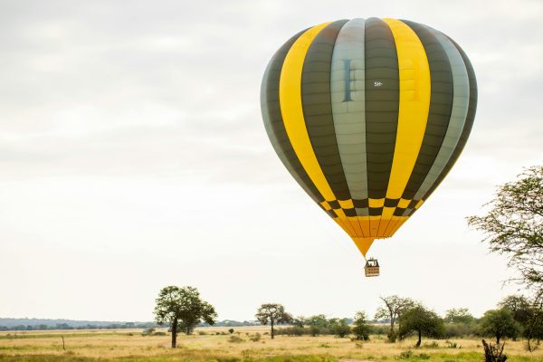balloon safari serengeti